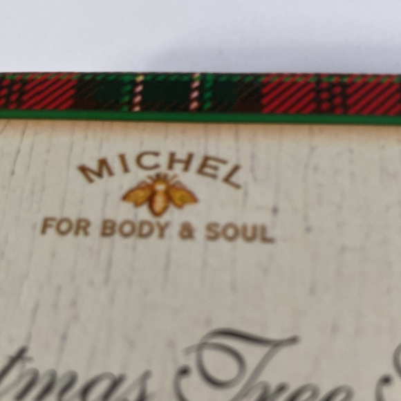 CHRISTMAS TREE Shea Butter Hand Soap Bars by Michel NEW Gift Set of 2 - Picture 14 of 15